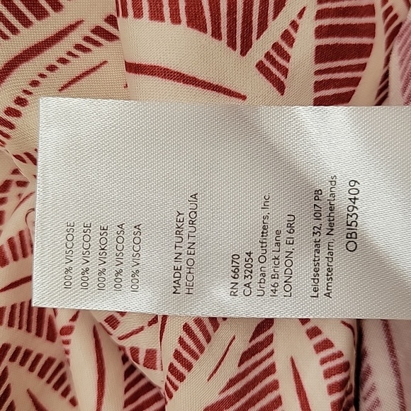 By Anthropologie Palm Leaf Printed Mini Wrap Skirt - Size 00 - Picture 3 of 10